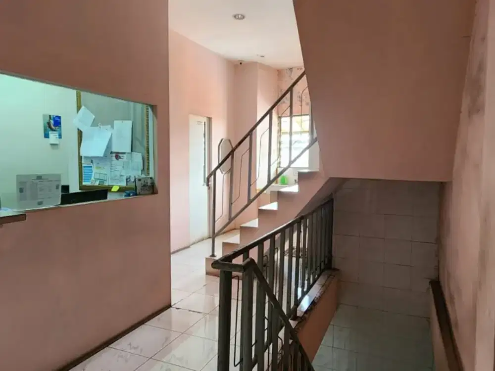 Dijual Ruko  di Petojo , Gambir , Jakarta Pusat. Bisa untuk Kantor/Usaha/Kost2an