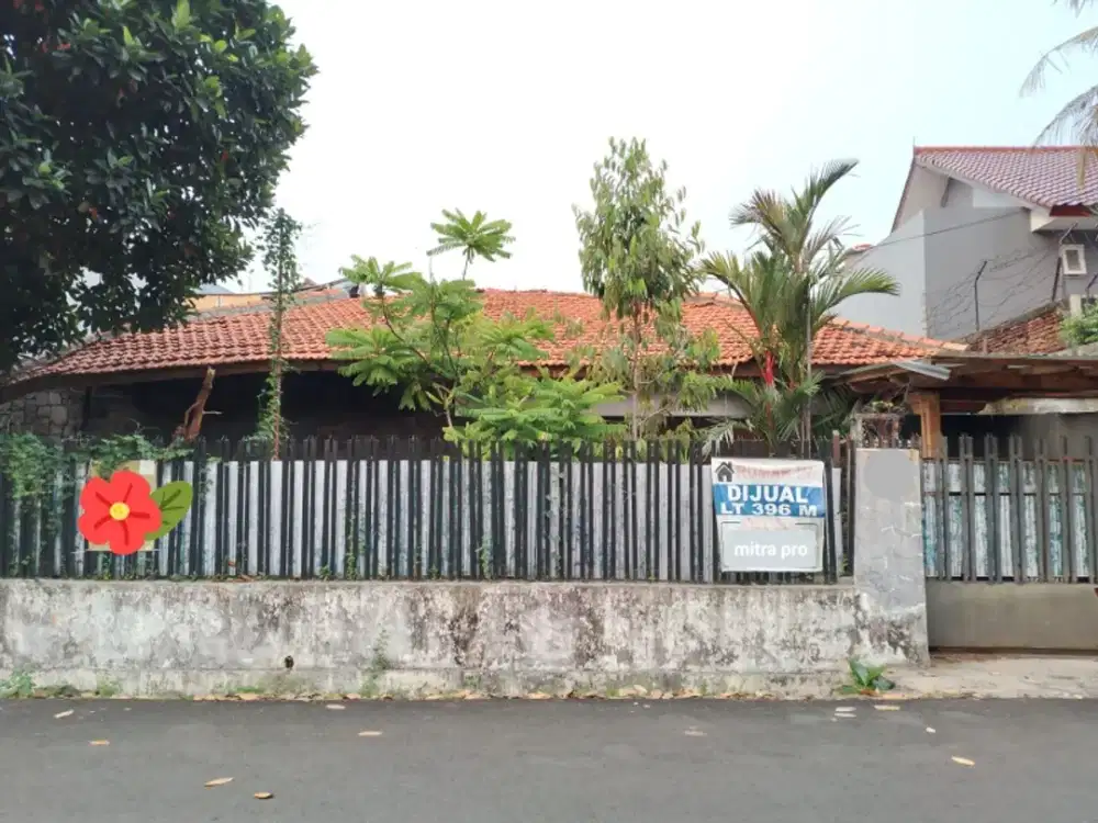 HITUNG TANAH.! RUMAH DI KOMPLEK ELITE GUDANG PELURU - TEBET