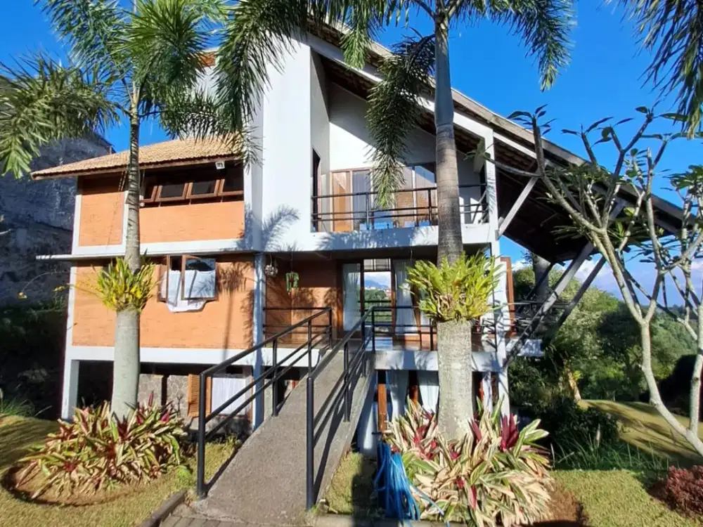 DIJUAL! VILLA CANTIK DI KAWASAN LEMBANG BANDUNG - KAWASAN WISATA