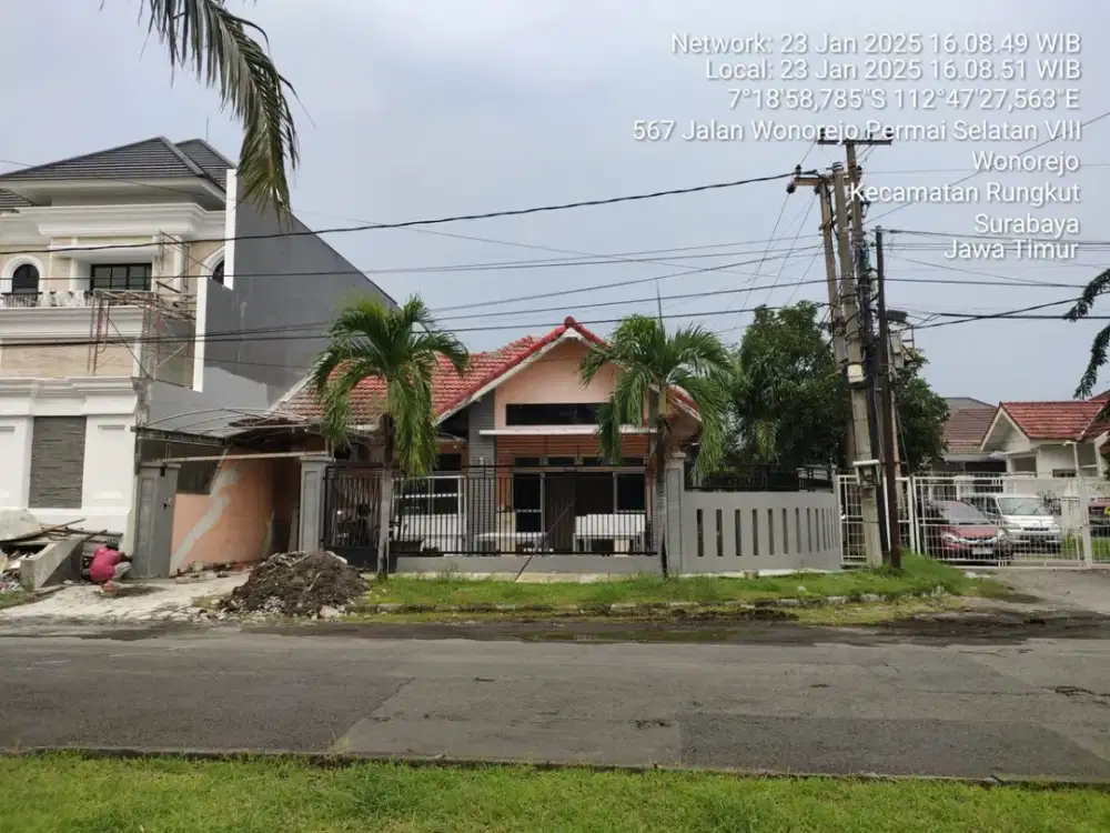 Dijual Rumah pojok hitung tanah di Raya double way Wonorejo Permai