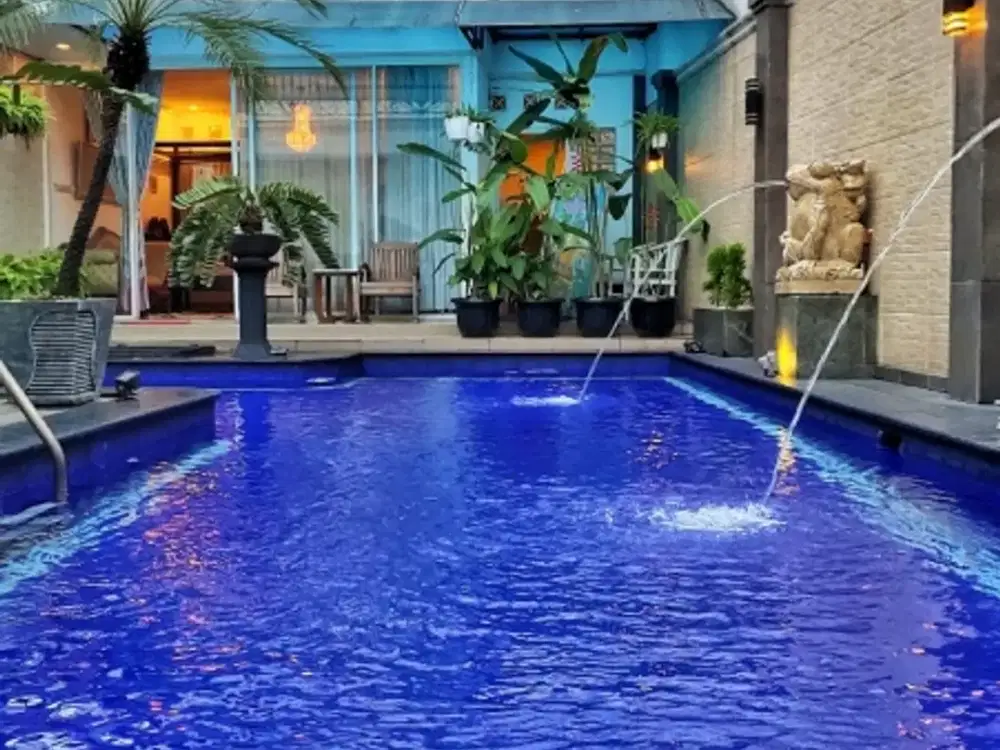 RUMAH SUPER MEWAH + KOLAM RENANG PRIBADI KOMPLEK JATIASIH