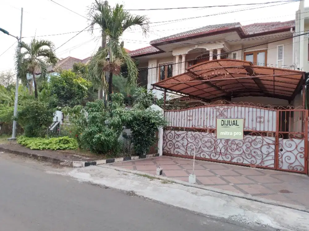 RUMAH MEWAH DI BOULEVARD KOMPLEK BILLYMOON PONDOK KELAPA