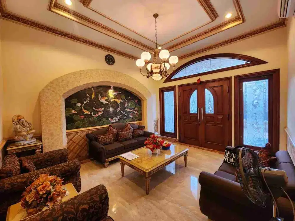 Dijual Rumah Mewah dan Luas 2 Lt di Sunter Danau Jakarta Utara