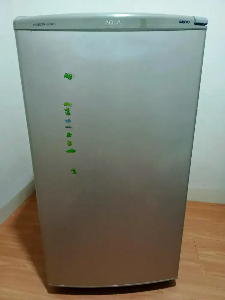 AQUA FREEZER HF-S4LL