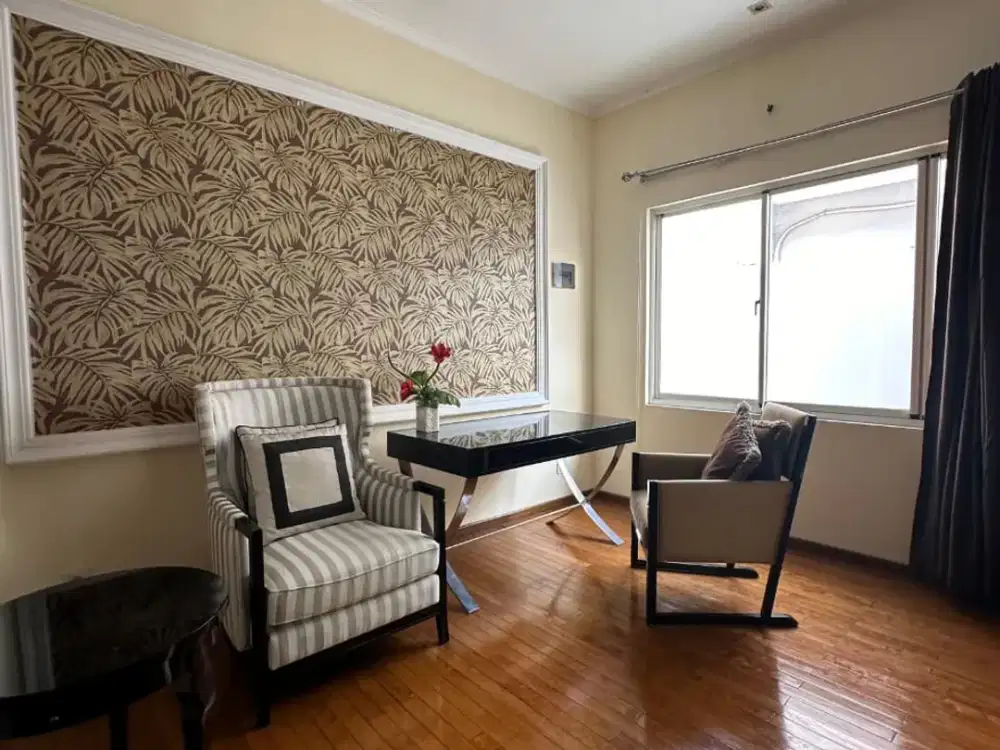 Townhouse Cantik 3 Kamar di Senayan Golf