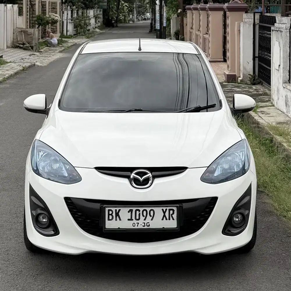 Mazda 2 HB V 1.5 Manual 2013