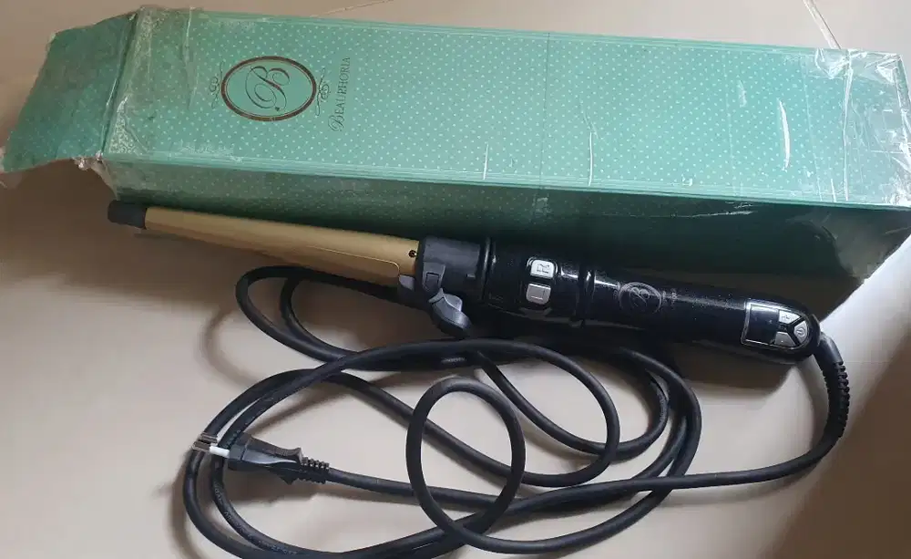 Catokan rambut bs muter kanan kiri msh bagus ga prnh pake hny brp x