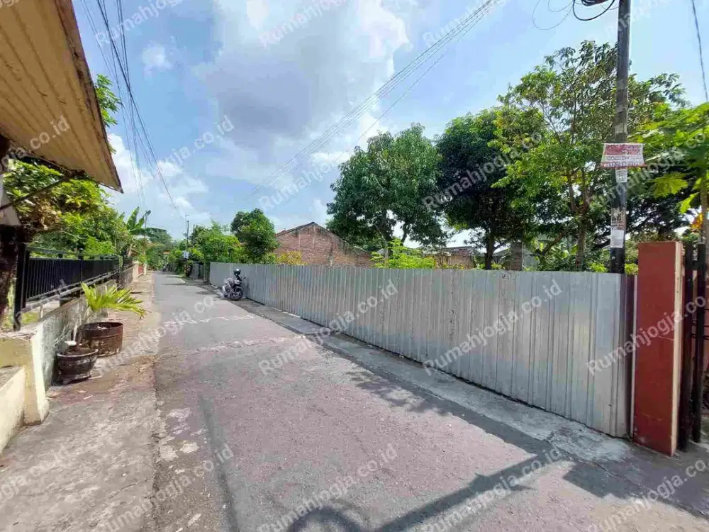 tanah sangat strategis Sorowajan selatan ambarukmo plasa