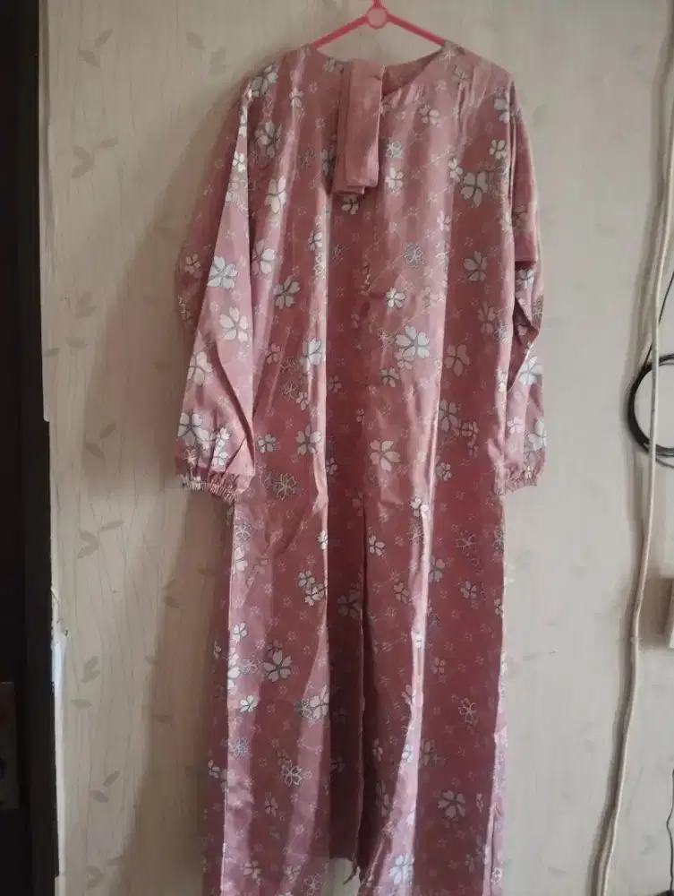 Blouse wanita kekinian