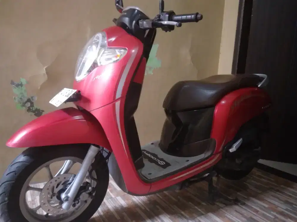 Scoopy stylis tahun 2019 type cbs idling stop