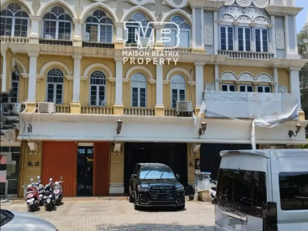 DIJUAL/DISEWAKAN RUKO MENDRISIO SIAP PAKAI 3LT DEPAN CARTENZS GADING SERPONG