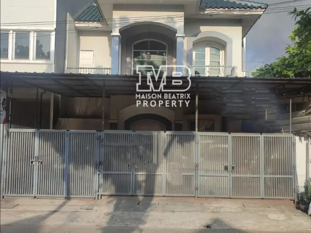 DIJUAL RUMAH 2LT SIAP HUNI PINGGIR JALAN COCOK UNTUK RUMAH TINGGAL/USAHA DI GADING SERPONG