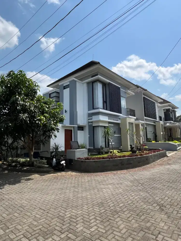 Rumah Mewah Hook Dalam Perumahan Belakang Hyatt Mlati Dekat  Paradise