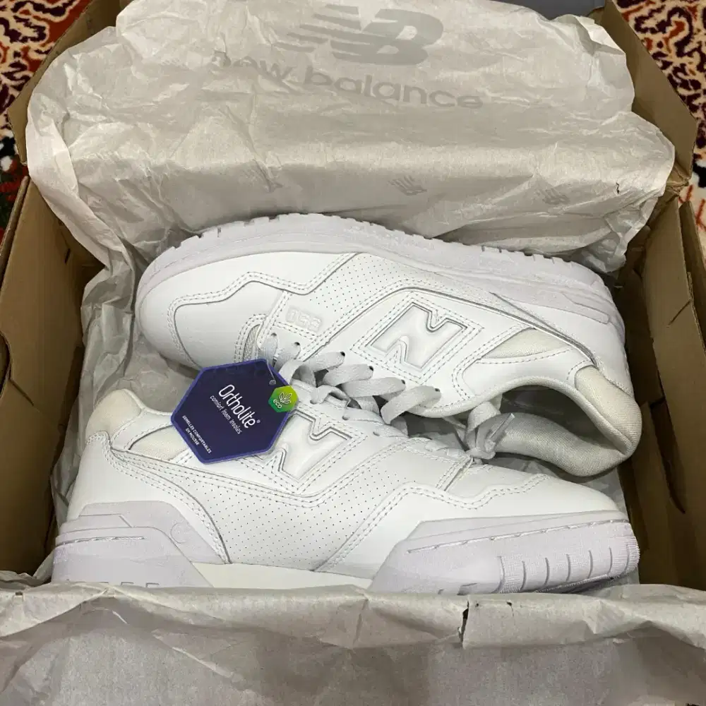 NB 550 TRIPLE WHITE