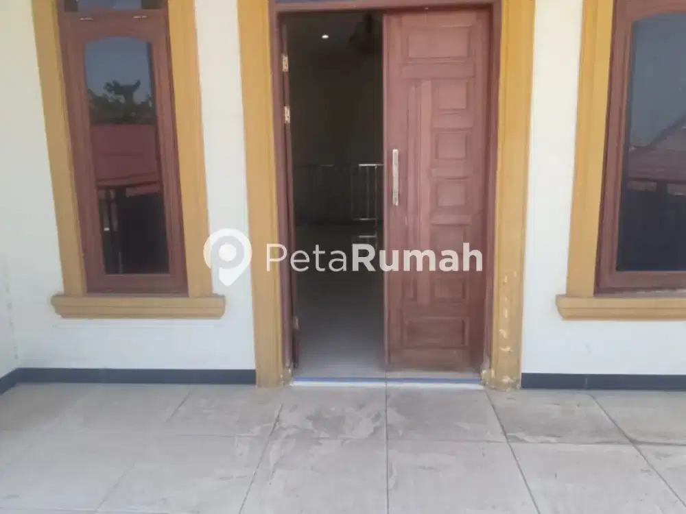 DIJUAL VILLA JALAN SUMBAWA IV - DAERAH MARELAN