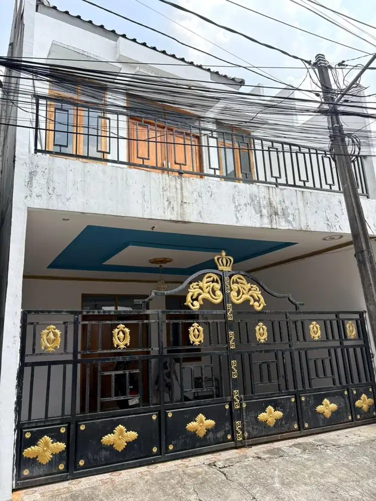 Jual cepat rumah mewah bangunan baru strategis