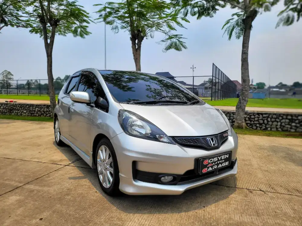 HONDA JAZZ RS (GE8) 1.5 AT 2014
