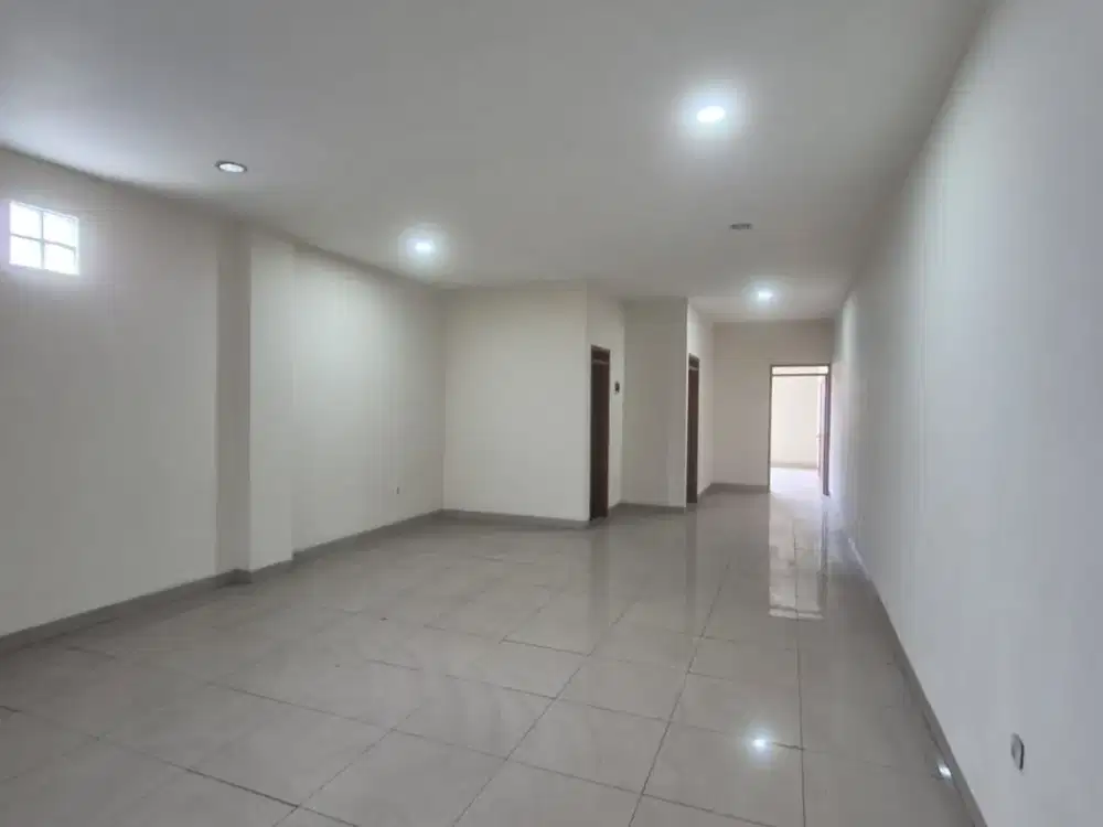 Disewakan Ruko 2 Lantai Mainroad Nanjung, Cimahi