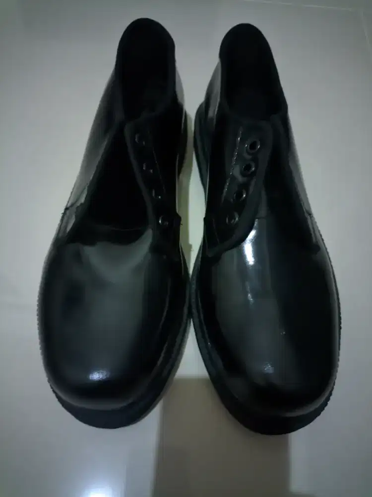 Sepatu PDH Satpam
