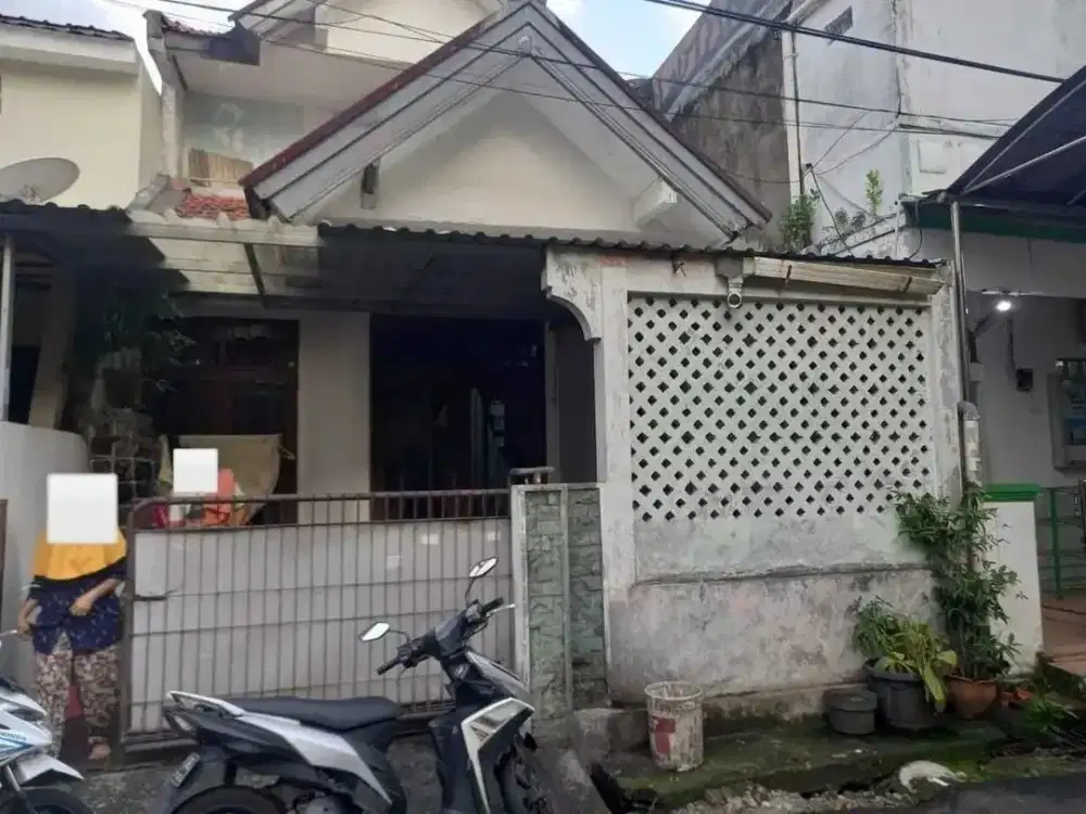 Rumah 2 Lantai - Jalan 2 Mobil di Pondok Kelapa