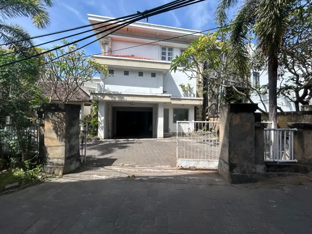 Dijual Tanah Bangunan Komersial HGB Strategis Luas 1000 m2 di Tuban Kuta Bali