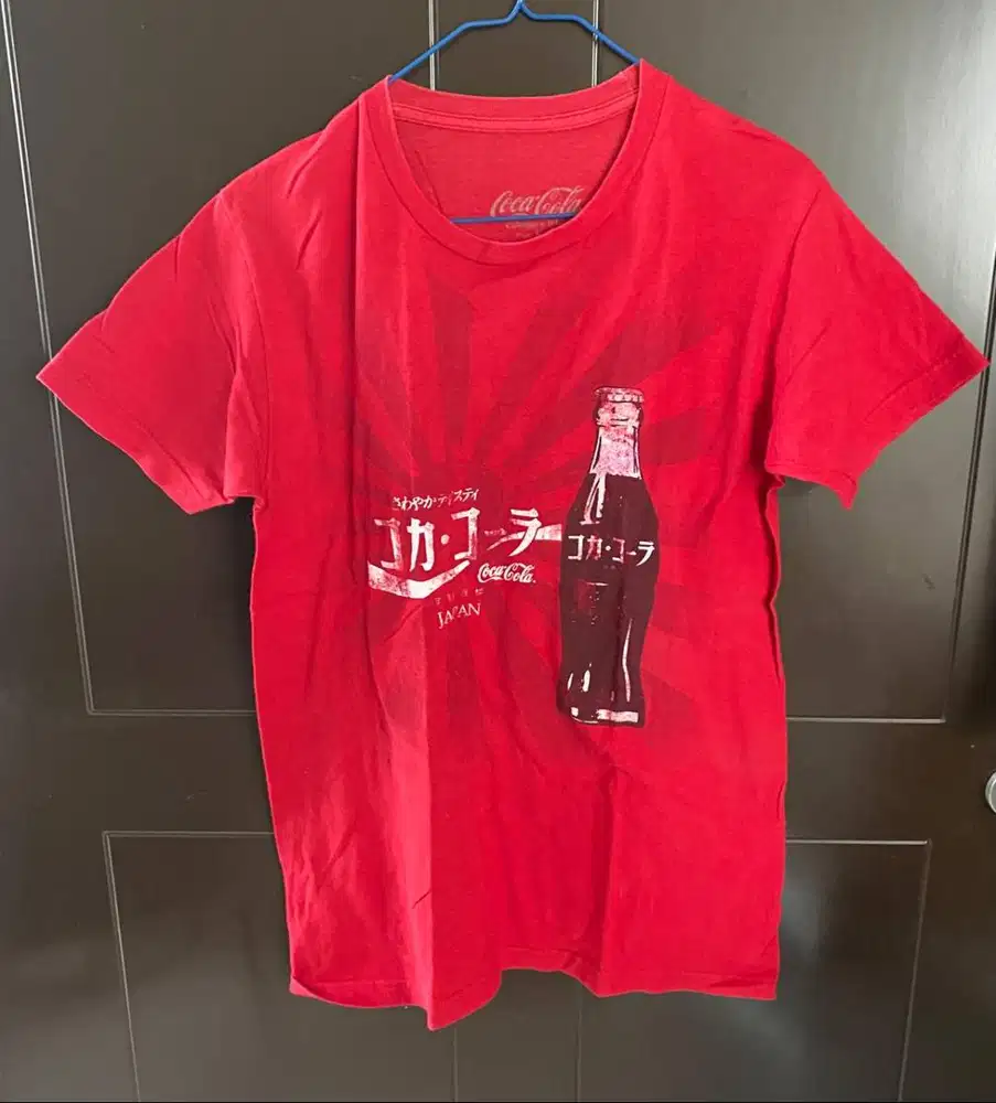 KAOS COCACOLA COMPANY - JAPAN ORIGINAL – SIZE S – PRELOVED