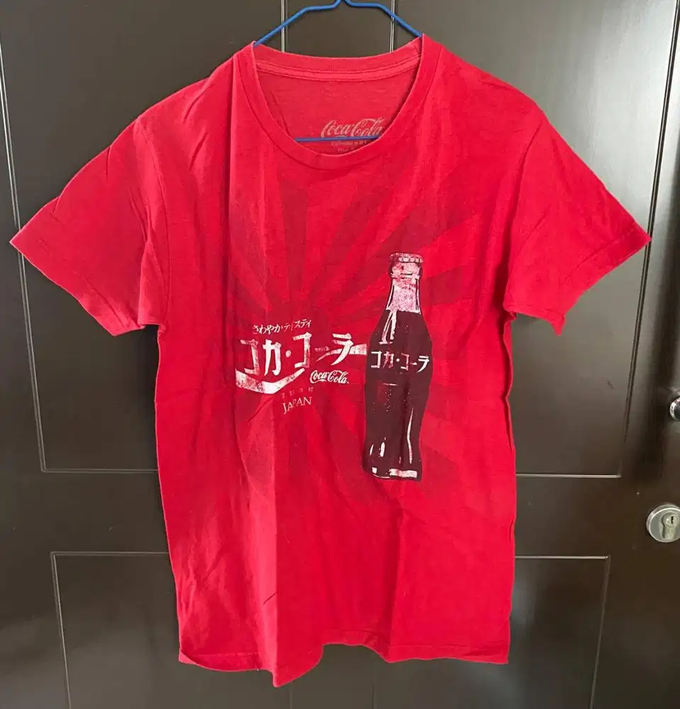 KAOS COCACOLA JAPAN - ORIGINAL – SIZE S – PRELOVED