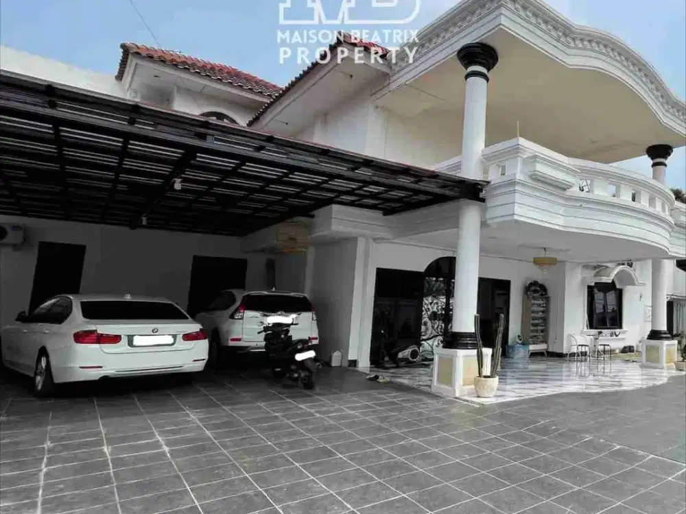 DIJUAL CEPAT RUMAH 2LT FULLY FURNISH DG KOLAM RENANG DEKAT TOL JELUPANG, PONDOK JAGUNG TIMUR TANGSEL