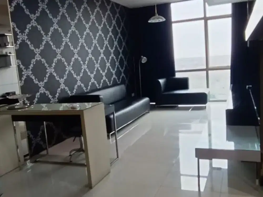 SEWAKAN APARTEMEN 1 BR FURNISH TERAWAT DI ARYADUTA CITO MALL SURABAYA
