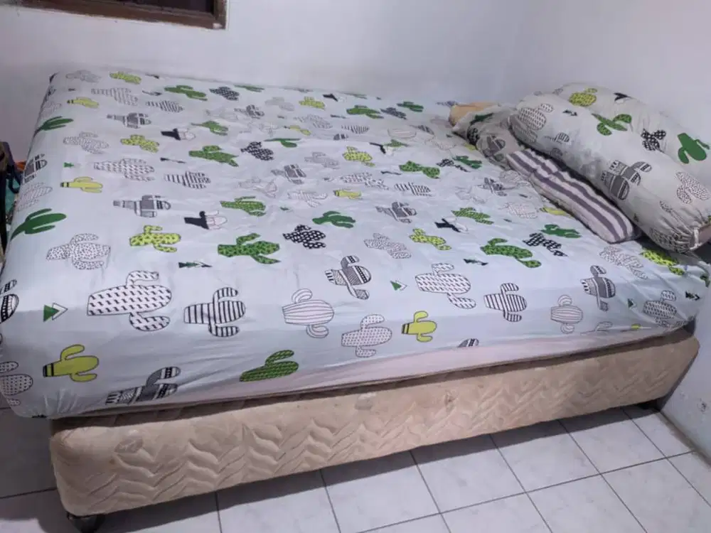 [BEKAS] Kasur Springbed ELITE + Dipan