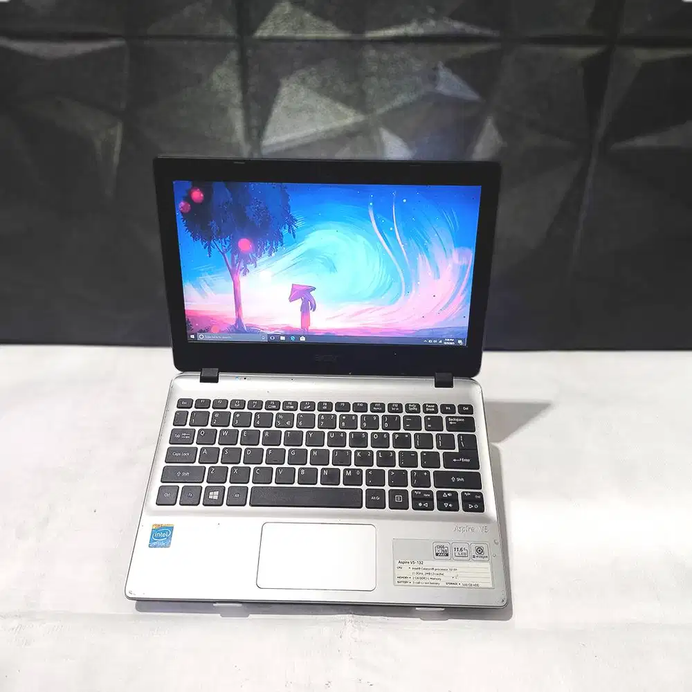 Ready Acer V5-132 Intel Celeron Ram 4GB HDD 500GB Normal Siap Pakai