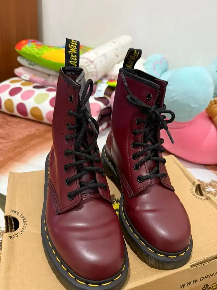 SEPATU WANITA DR MARTENS ORIGINAL