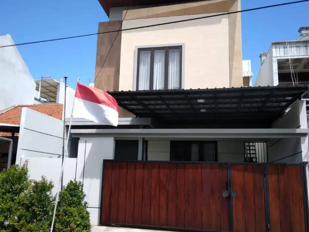 JUAL RUMAH MINIMALIS BAGUS TERAWAT DI TENGGILIS MEJOYO SURABAYA