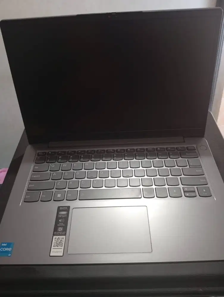 Lenovo IdeaPad Slim 3 14IAU7  core i3 gen 1215  8/512  beli April 2025