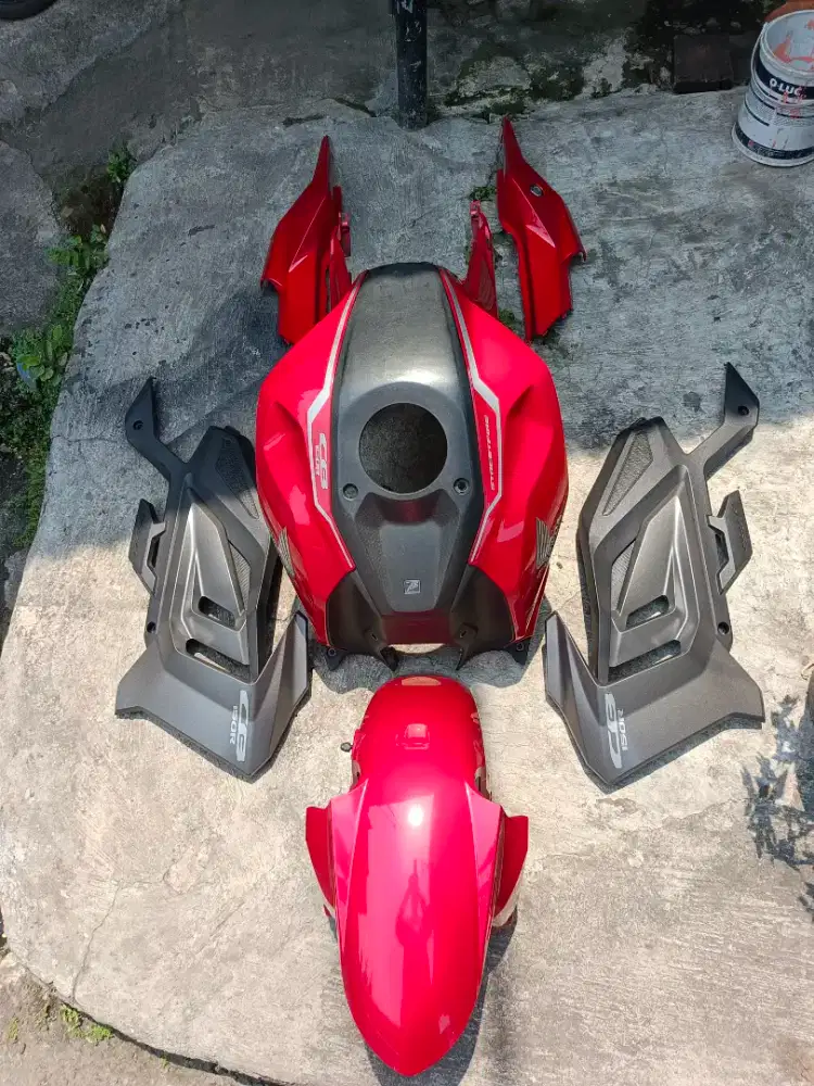 Body halus CB 150r V4