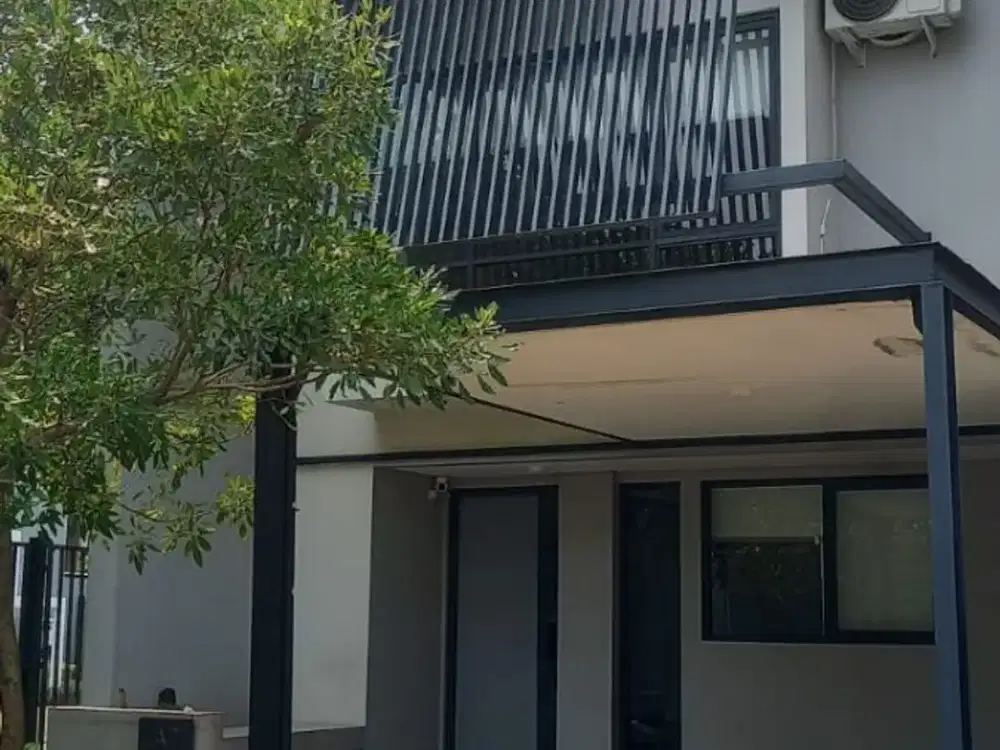 DISEWAKAN MURAH! RUMAH HOOK FULL FURNISHED DI LOKASI STRATEGIS PUSAT KOTA BSD