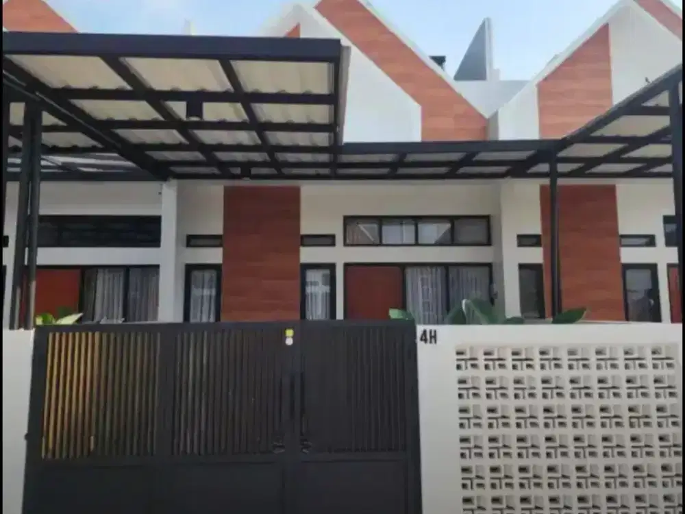 Rumah Siap Huni Harga di Bawah 1M! Lokasi Strategis & Bebas Banjir!