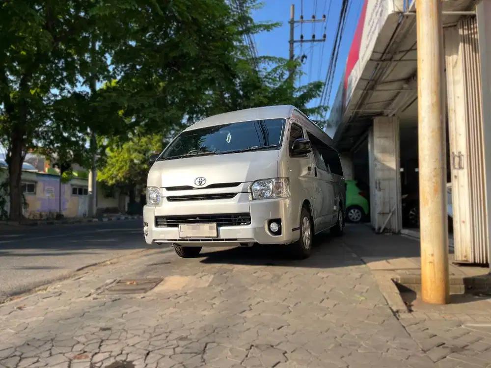 Toyota Hiace 2.5 Commuter MT Manual pmk 2018