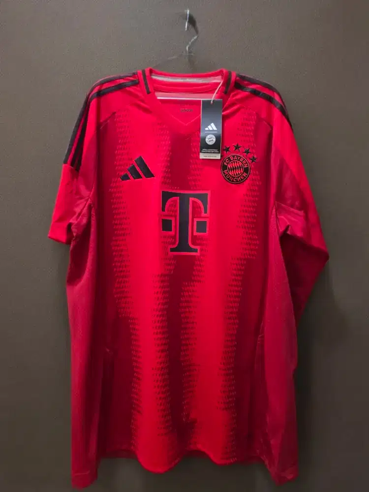 Bayern Munchen home 24/25
