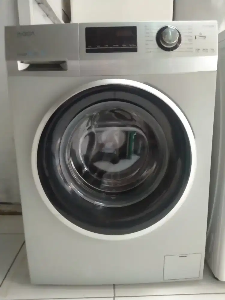 Mesin cuci aqua frontloading 7kg