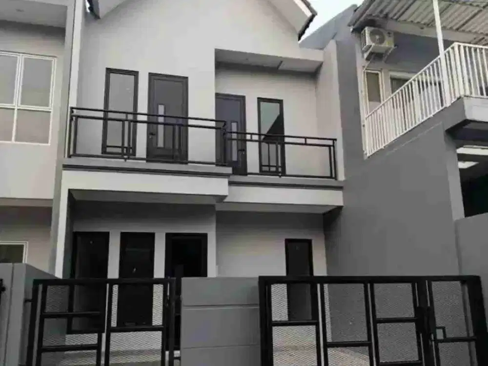 Rumah Baru 2 Lantai dekat ke Stasiun dan Toll BSD, Keren Banget Siap Huni !