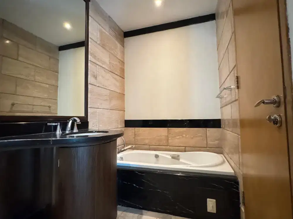 Apartemen Kempinski Residence, 2BR, 127sqm, BOT s/d 2055, Termurah!