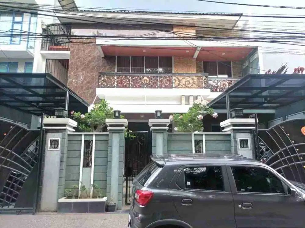Dijual Rumah Mewah Meruya ilir Furnished Jakarta Barat