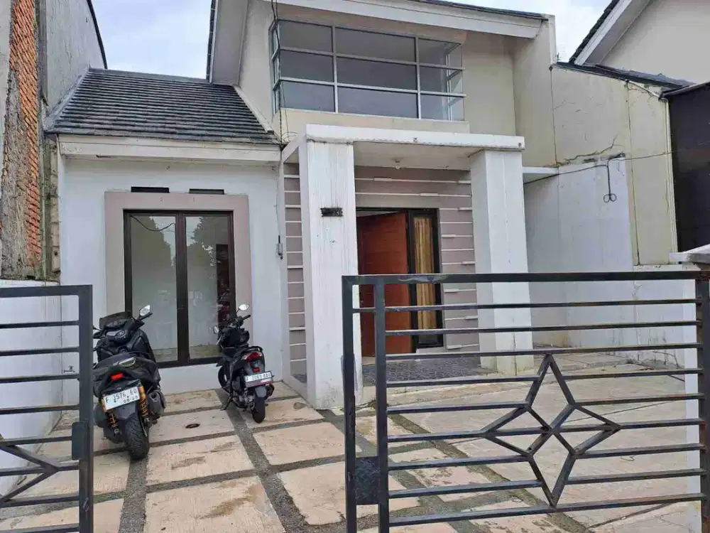 Jual cepat rumah strategis di Kebun Raya Residence.