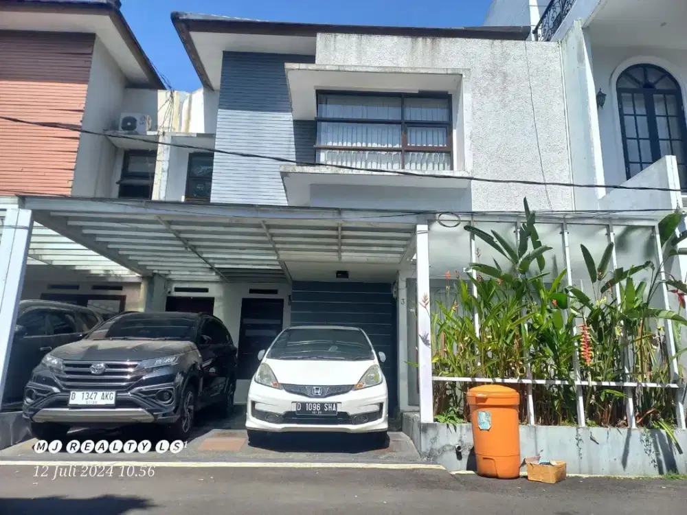 DIJUAL RUMAH DI PELANGI ANTAPANI BANDUNG Strategis dengan Akses Mudah