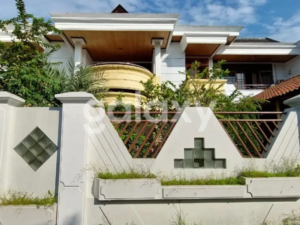 RUMAH 2 LANTAI BELAKANG TRANS ICON MALL GAYUNGAN SURABAYA