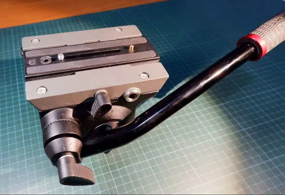 Manfrotto fluid Video Tripod Head MVH502AH