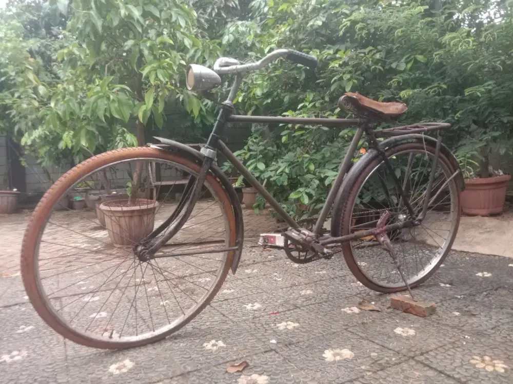 Sepeda Ontel Djadul Tua