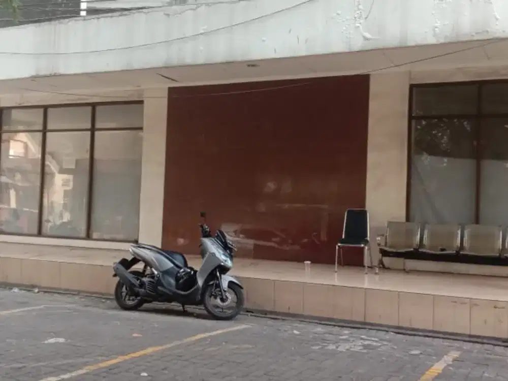 Dijual Ruko di Roxy Mas, K.H. Hasyim Ashari, Jakarta Pusat , Hoek, Strategis