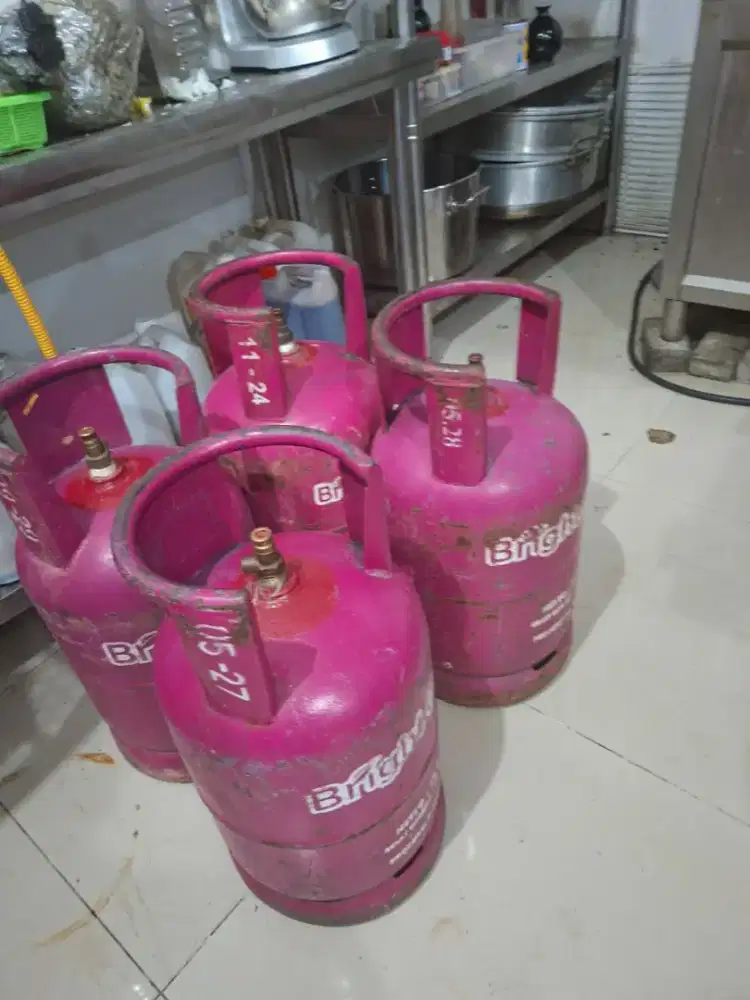 Dijual Tabung LPG pink 12 kg